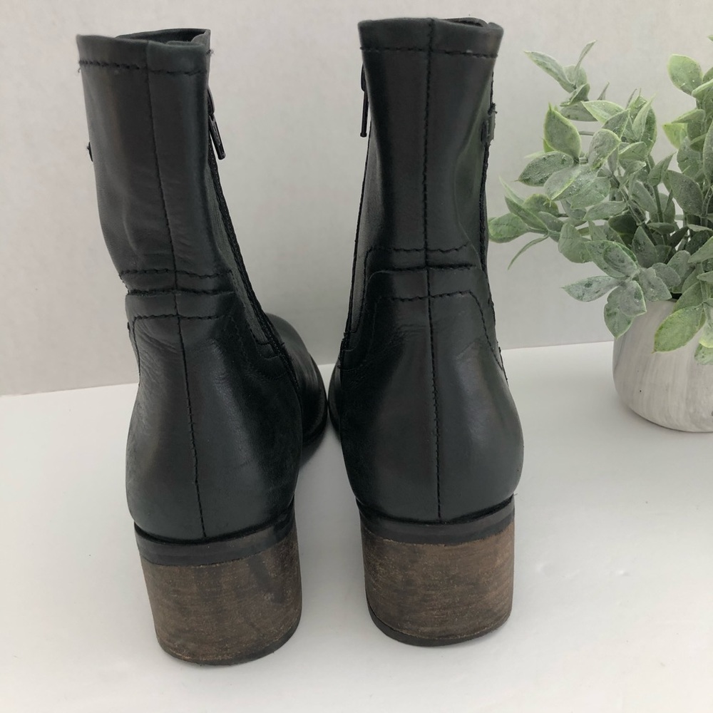 Skechers Black Leather Block Low Heel Boots Sz 8.5 - Picture 4 of 9